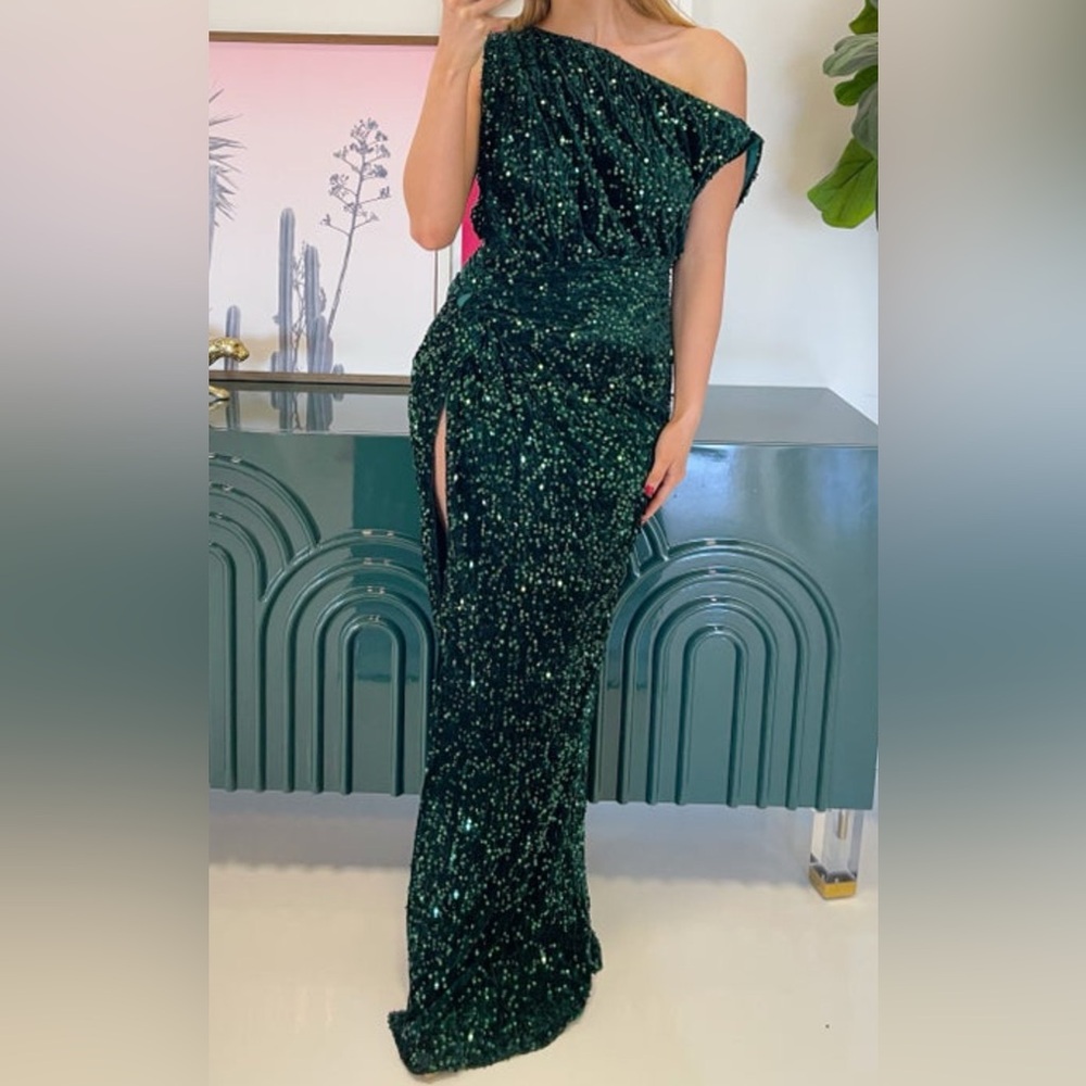 Luxxel Green Velvet Sequin Dress